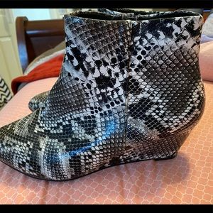 JD Williams Boots, New, Size 10